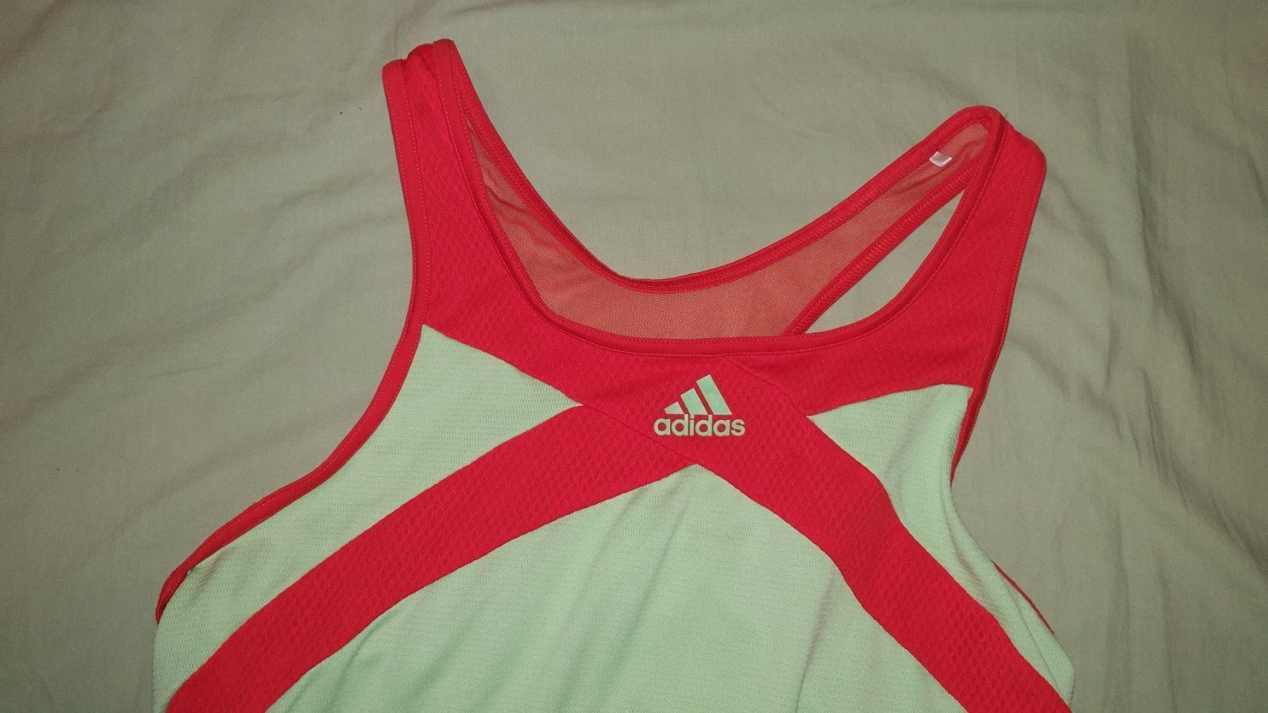 Adidas T-Shirts: Adidas Sportshirt – Neu (gemäss Beschreibung) aus Muttenz von pixopus 4