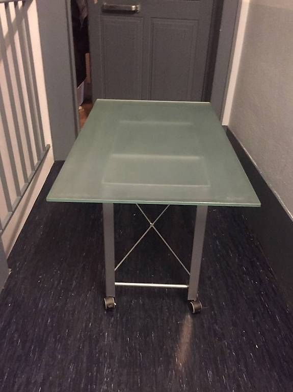 Tische: Table basse avec verre opaque triple épaisseur – Gebraucht aus Genève von sbo_ks28 2