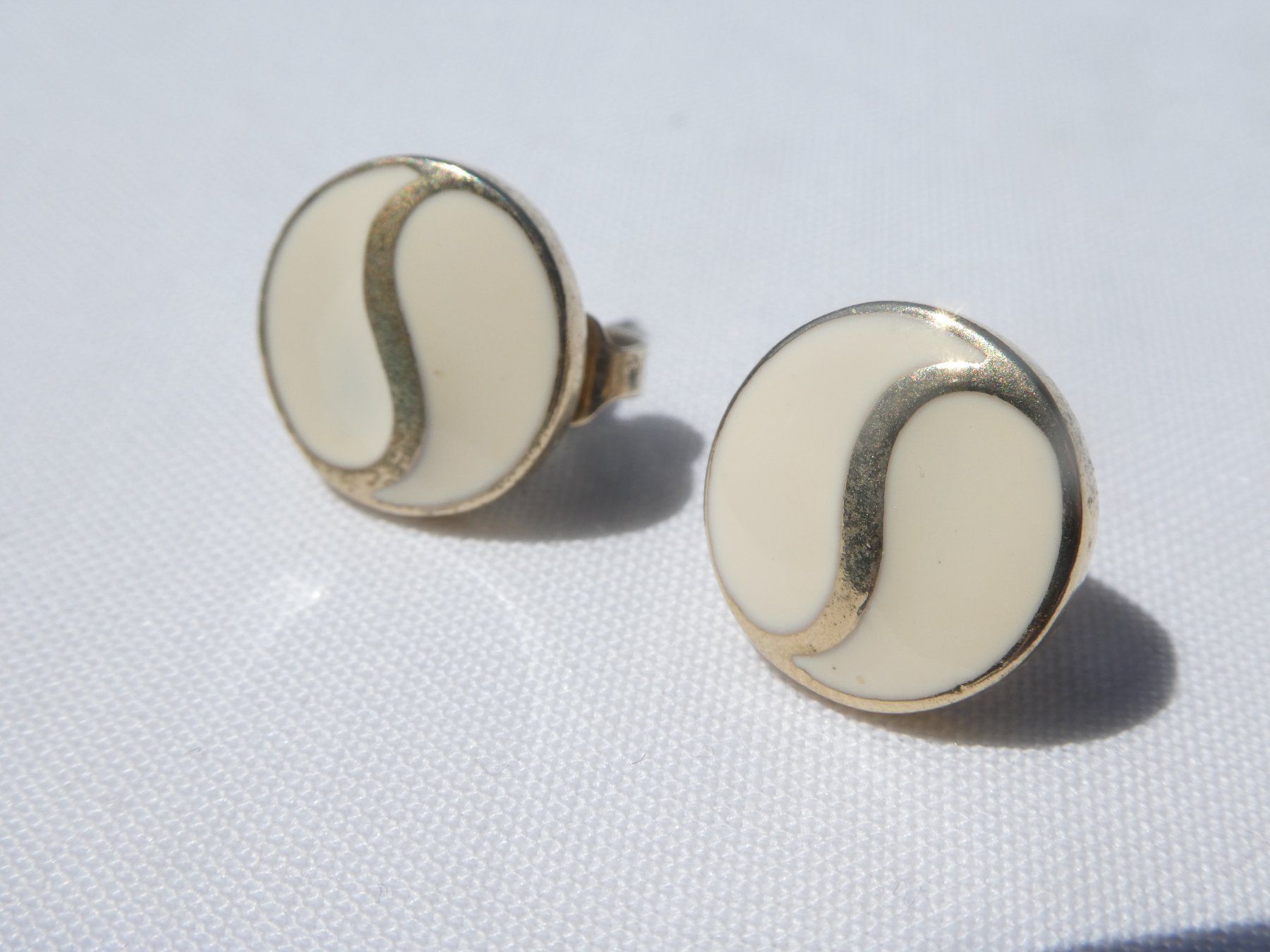 Boucles d'oreille: Ohrstecker emailliert, Modeschmuck – D'occasion à Gattikon par kaandooh