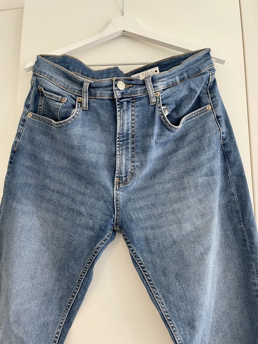 Zara Jeans: Zara Jeans - 42 👖 – Nuovo (secondo la descrizione) da Roche VD venduto da closetcleanse 1