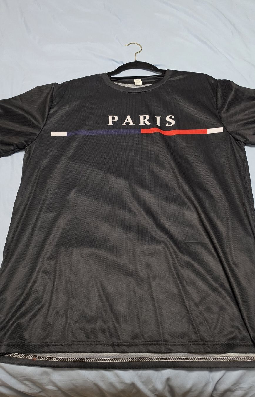 T-shirt: T Shirt  – Nuovo e nell'imballaggio originale da Laupen ZH venduto da Patrick24 1