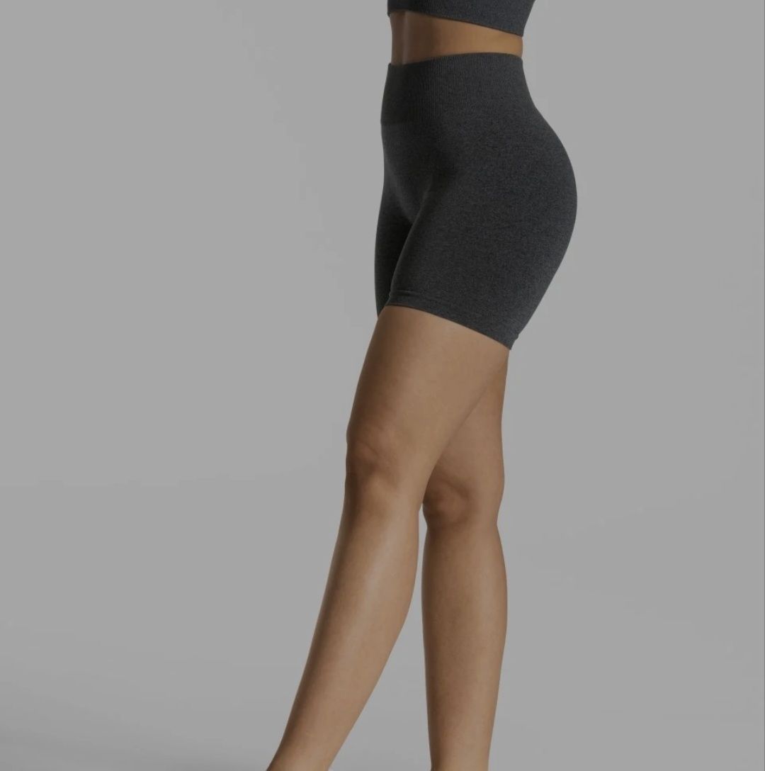 Teveo Leggings: Teveo Timeless Scrunch shorts – Nuovo e nell'imballaggio originale da Bönigen venduto da Wysstamara 1