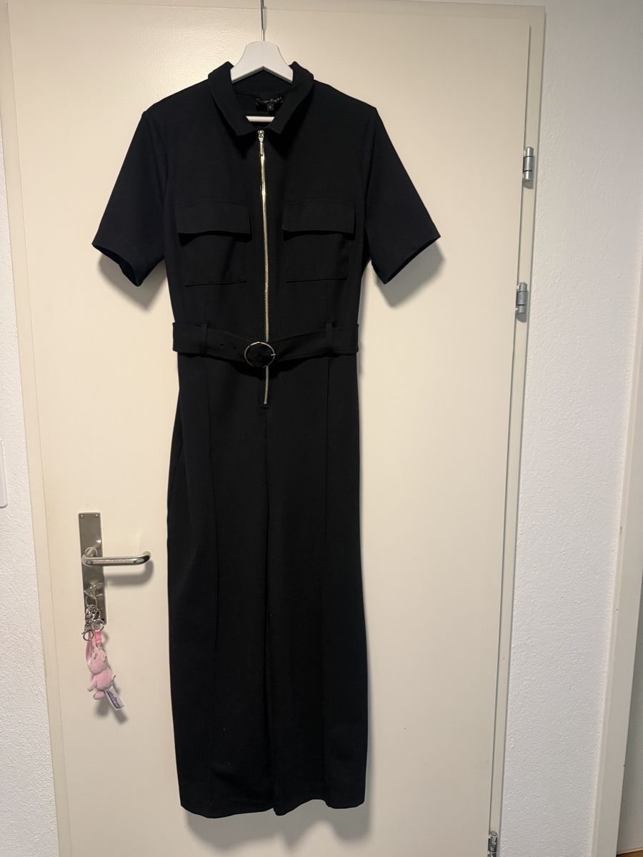 Phase Eight Tute: Phase Eight Jumpsuit schwarz, Gr. 42, – Usato da Füllinsdorf venduto da had_kv5k