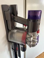 Dyson V8 Advanced Akkustaubsauger – sehr guter Zustand