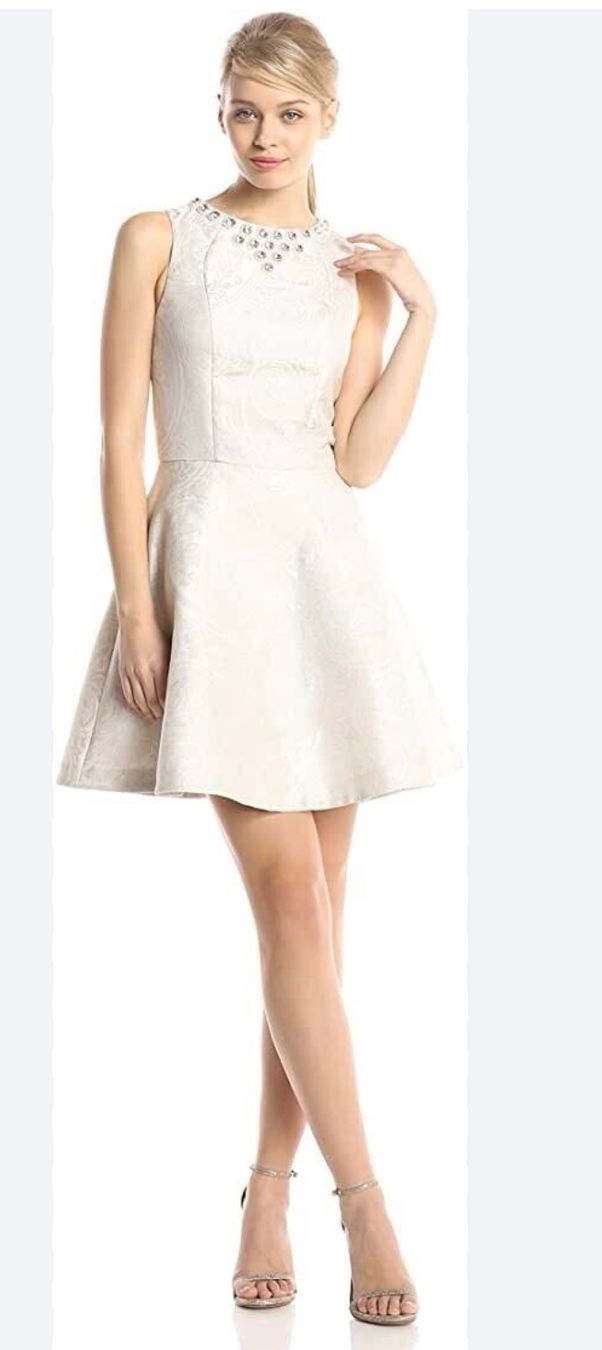 Ted Baker Vestiti: Ted Baker Hochzeitskleid – Usato da Gümmenen venduto da Monsieur_Finn 2