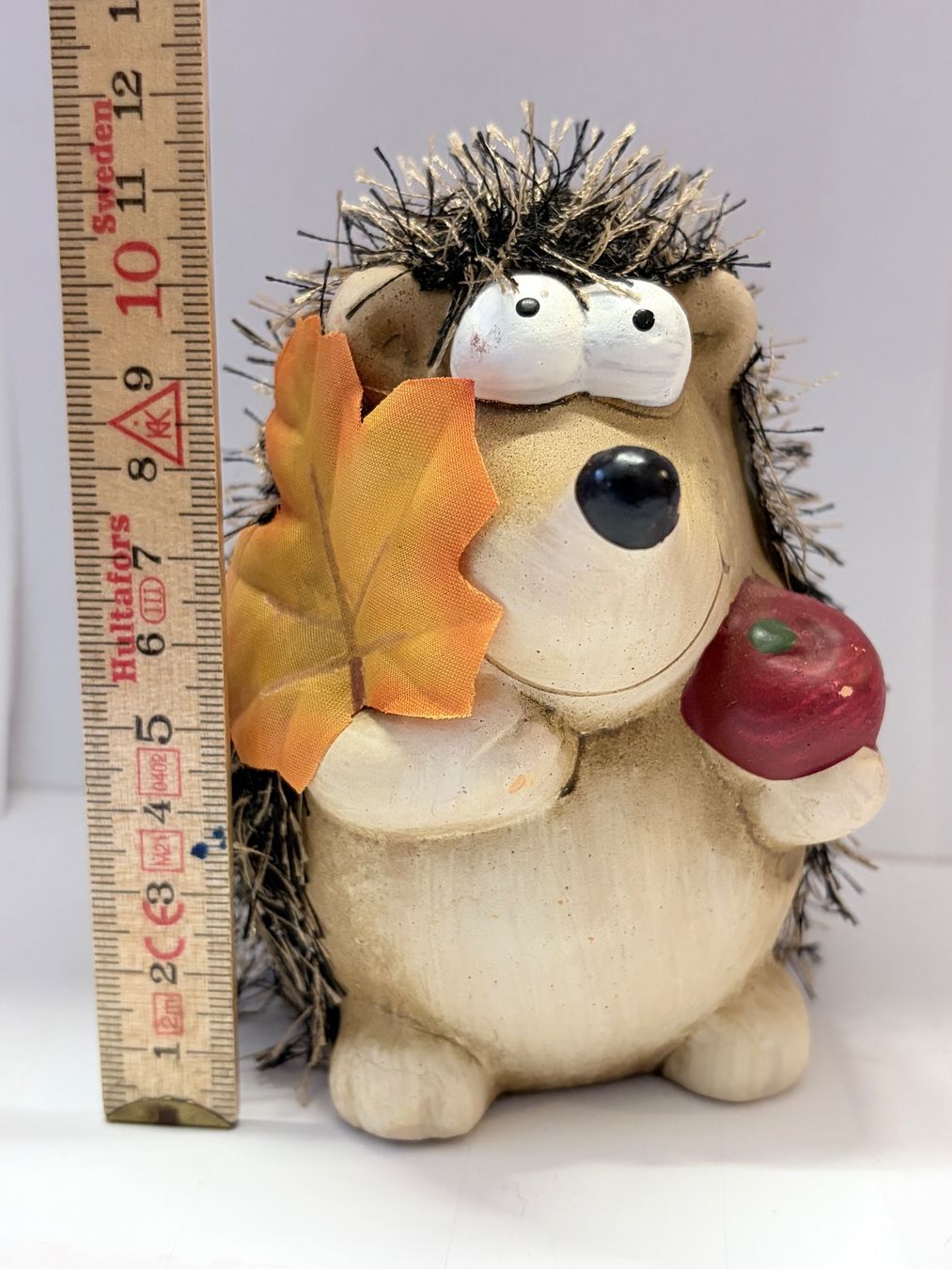 Statuette: Igel Figur mit Blatt und Apfel - Keramik – Nuovo e nell'imballaggio originale da Zäziwil venduto da Emlea 4