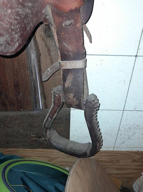 Ersatzteile: Cowboy style Sattel – Gebraucht aus Corban von mro_bp82 2