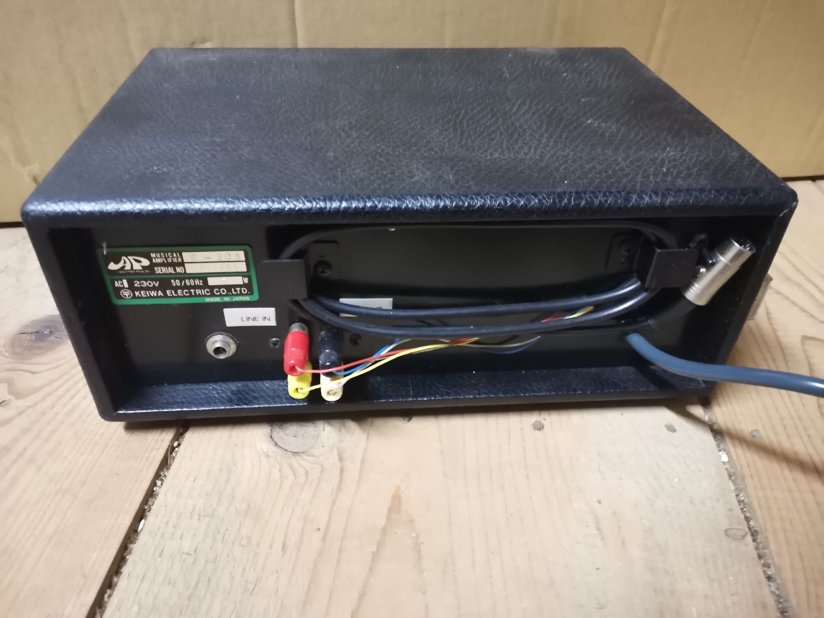 Equalizzatori: Analog Echo Gerät AP Musical Instruments Modell S-303 – Usato da Bottighofen venduto da andax 1