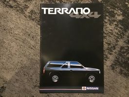 Nissan Terrano 4x4 Verkaufsprospekt 20 Seiten März 1988