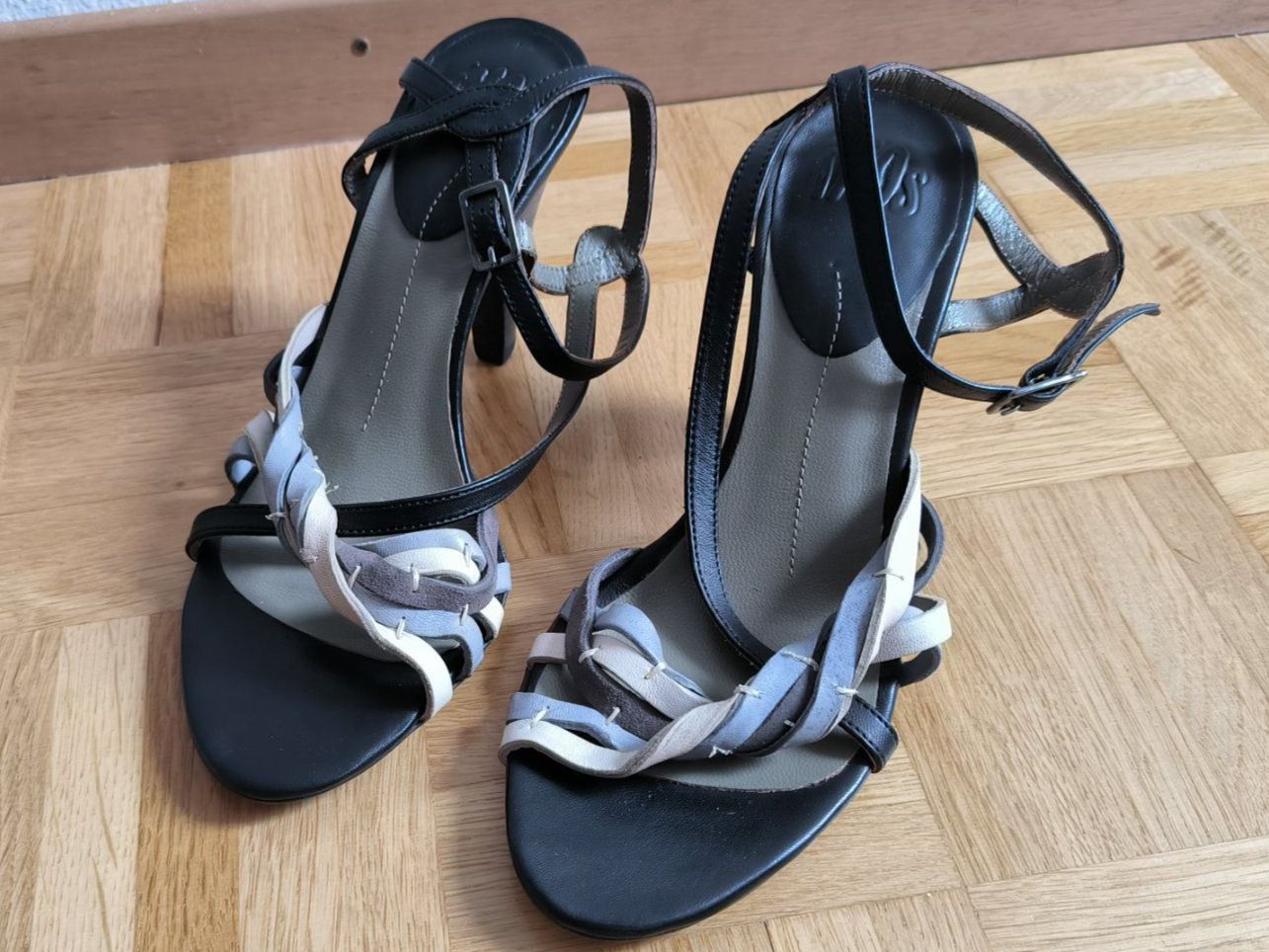 Scarpe da donna: IXOS Design-Sandalen - 39.5 - in Flecht-Optik // Echtleder – Nuovo (secondo la descrizione) da Thalwil venduto da VitaMini 1