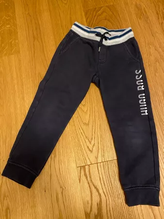Hugo Boss dickehose Gr. 116, Top Zustand