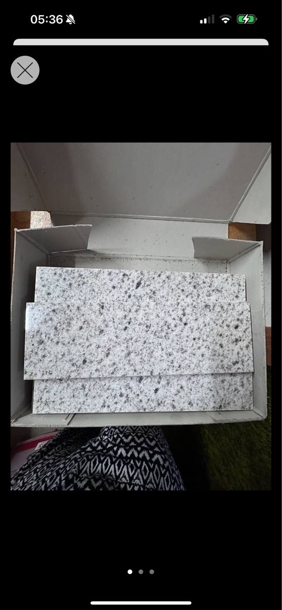 Pietre & tegole: Granitplatten – Usato da Münchenstein venduto da mimi93
