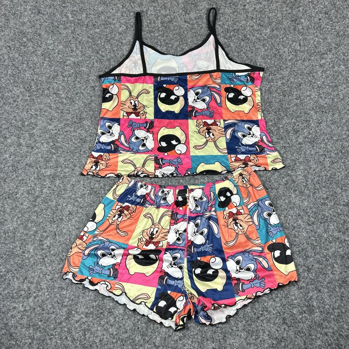 Negligees & Pigiami: Tank top and short graphic  – Nuovo (secondo la descrizione) da La Sagne NE venduto da Matlasape