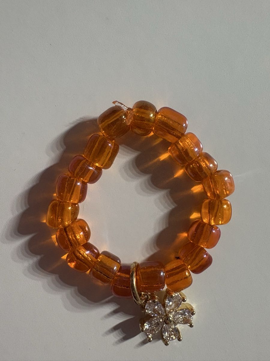 Anelli: Orange Perlen Ring mit Blumen Anhänger – Nuovo (secondo la descrizione) da Winterthur venduto da nik_pr58 1