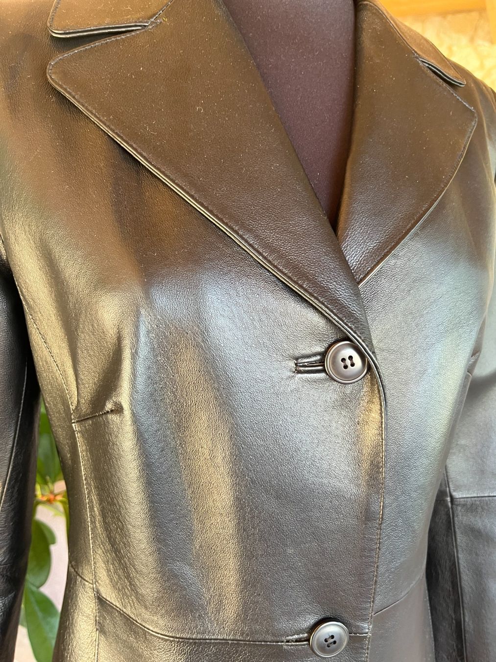 Cappotti: Manteau en cuir noir taille 36 – Usato da Seiry venduto da vanille08 6