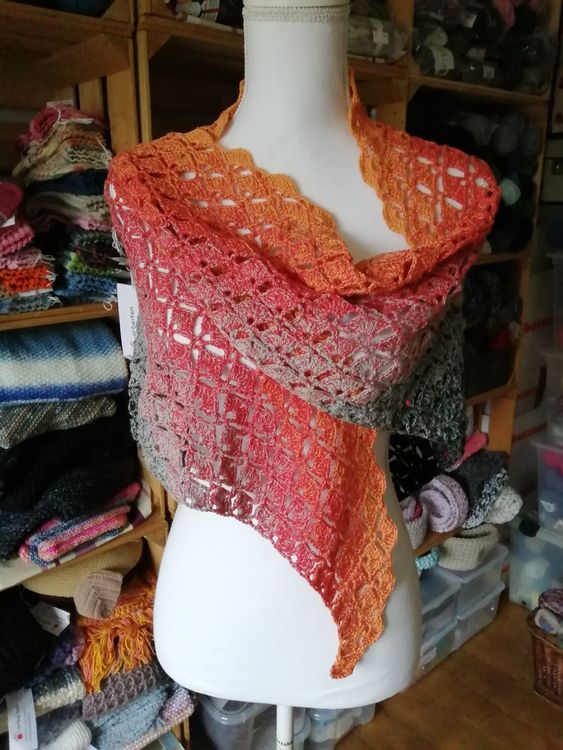 Dreiecktuch Schultertuch Gestrickt Türkis Im Farbverlauf