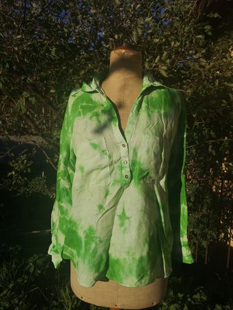 Upcyclé : chemise en lin façon tie & dye