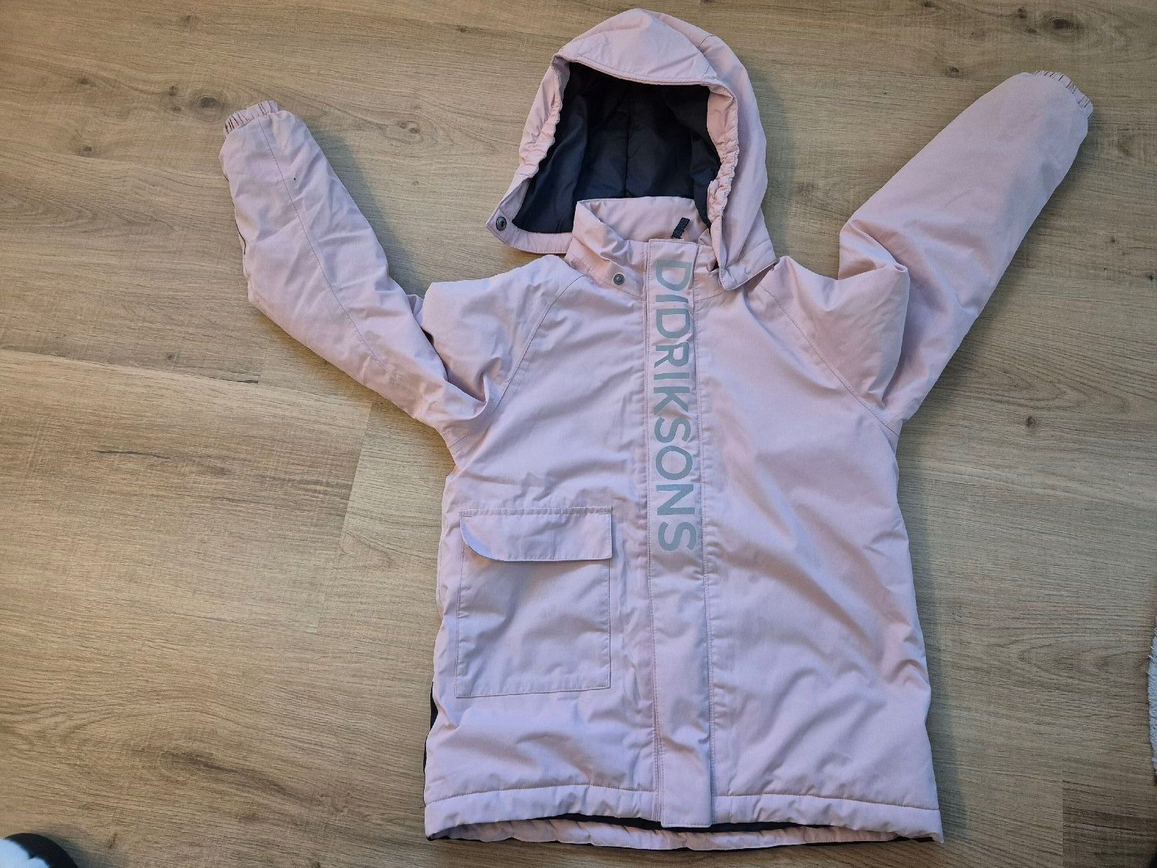 Didriksons Giacche & Cappotti: Winterjacke Didriksons rosa Grösse 130 – Usato da Adliswil venduto da Stardust11