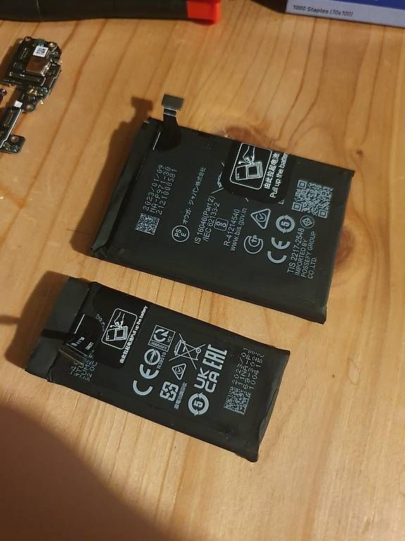 Telefoni cellulari / Smartphones: Akkus Oppo Find N4 Flip – Usato da Chur venduto da jos_qk78