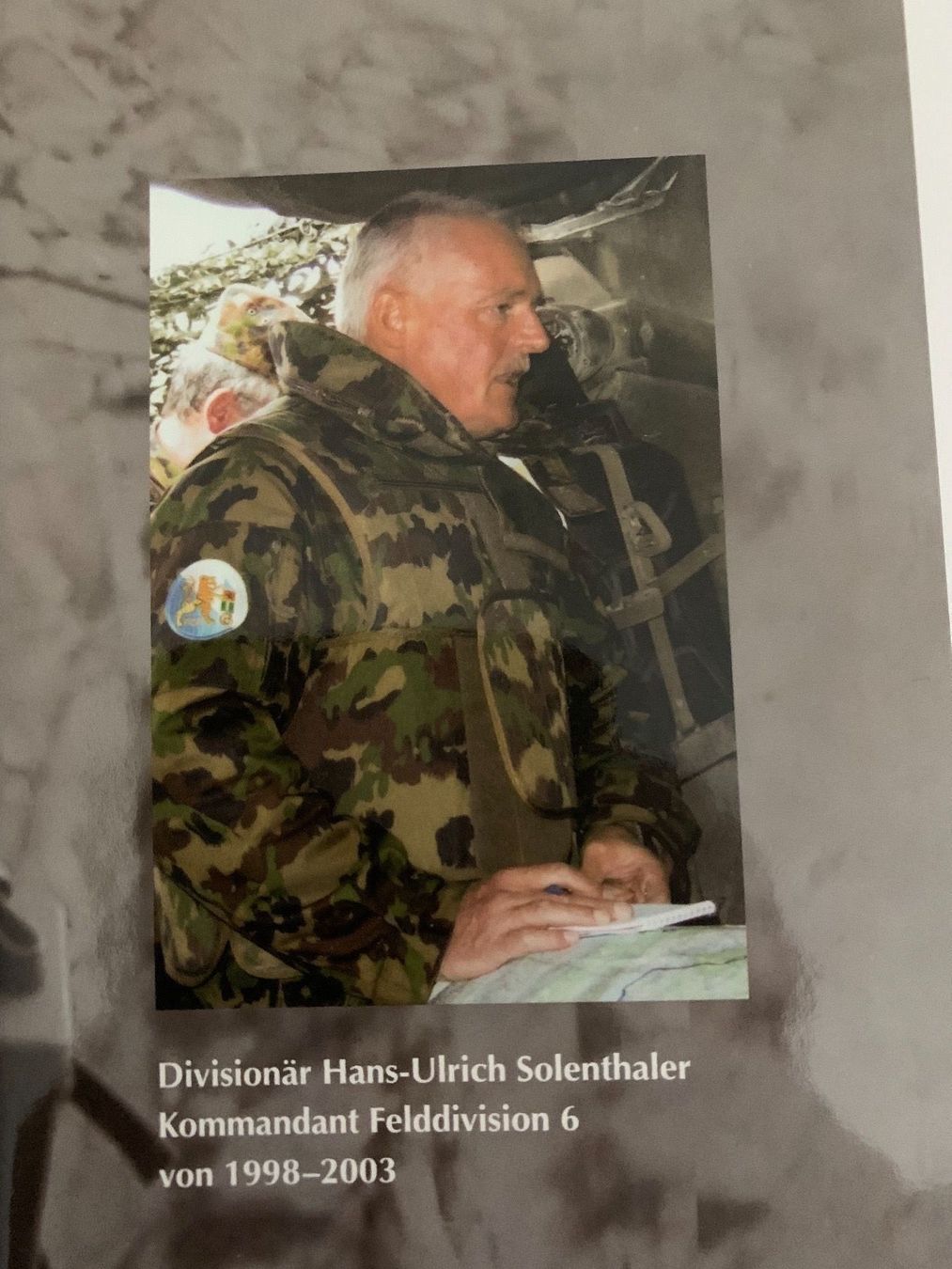 Libri: Schweizer Militär / 2 Bücher mit Messer – Nuovo (secondo la descrizione) da Bassersdorf venduto da regatoli 5