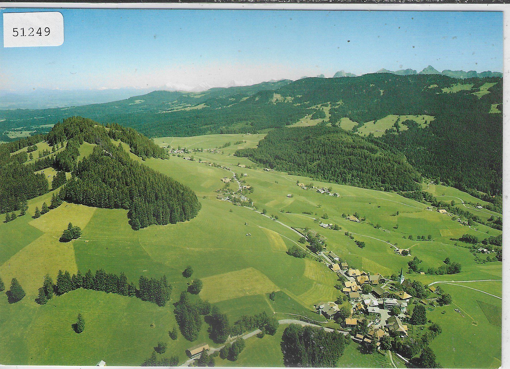 Cartoline postali: Flugaufnahme Guggisberg – Usato da Ettingen venduto da Kartenplanet