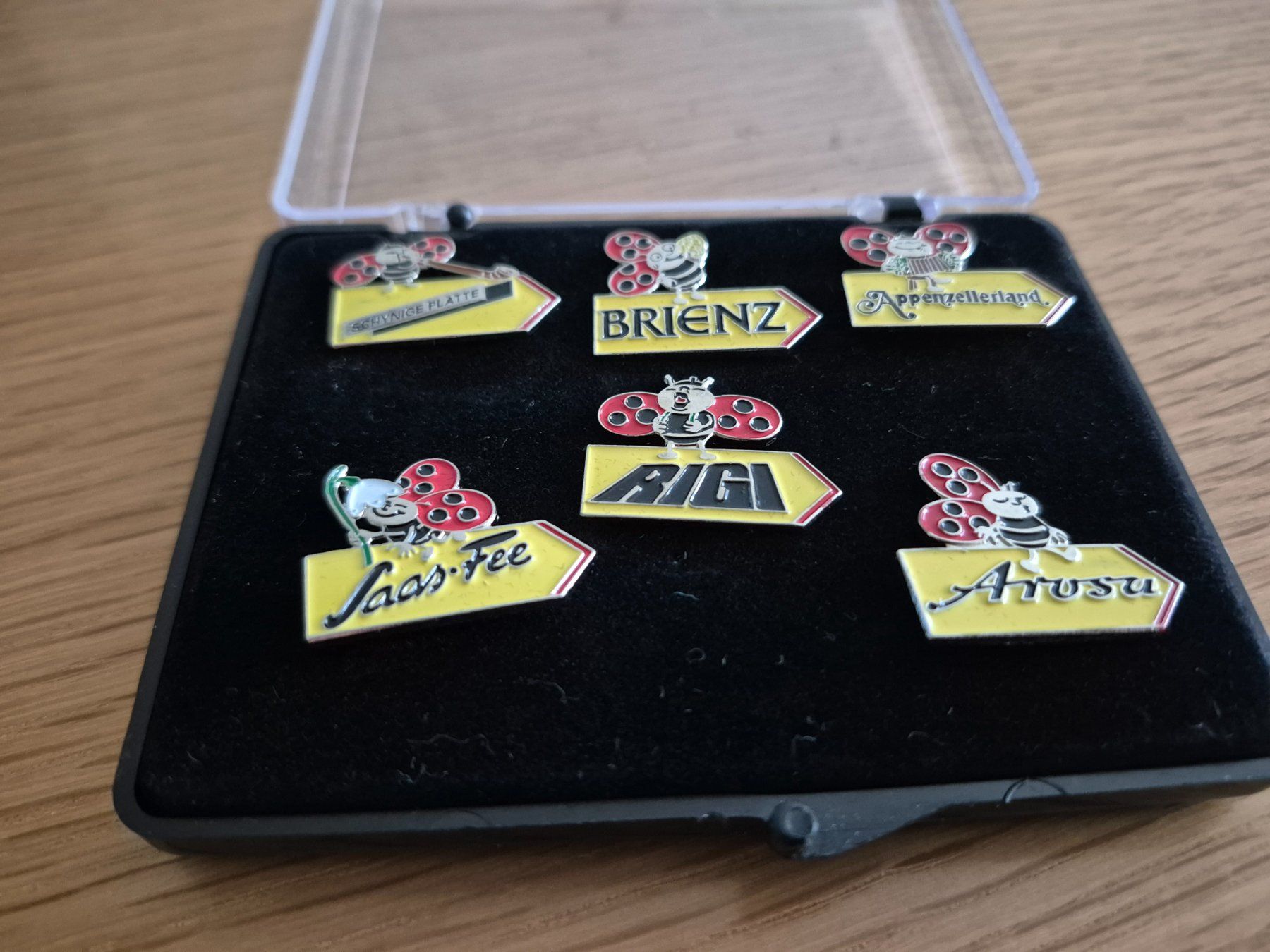 Plaketten & Abzeichen: Pins Blick Wanderpin 6 Stk. – Neu (gemäss Beschreibung) aus Buttikon SZ von sefa02 1