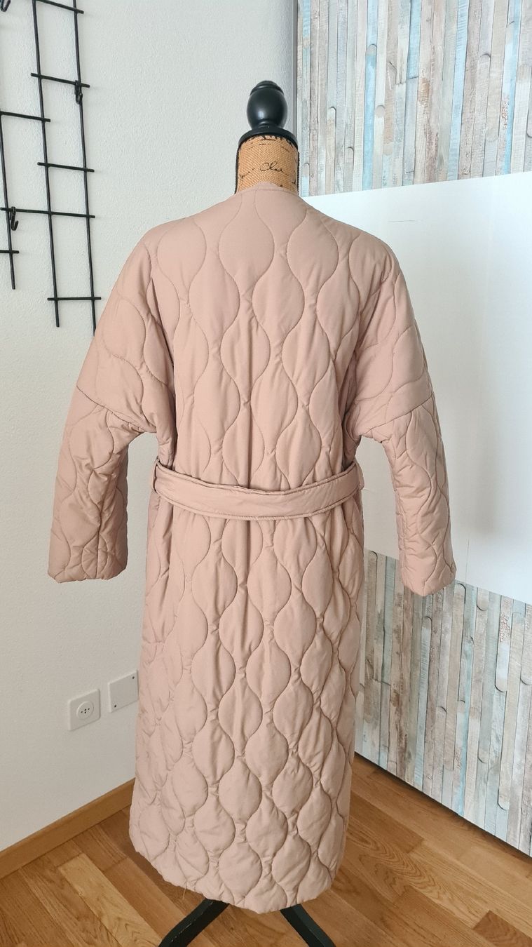 H&M Cappotti: H&M Stepp Mantel, Grösse S, Beige, Herbst/Winter – Nuovo (secondo la descrizione) da KRIENS venduto da Franzy_Blond10 2