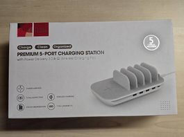 Premium 5-Port Ladestation mit Qi Wireless Charger