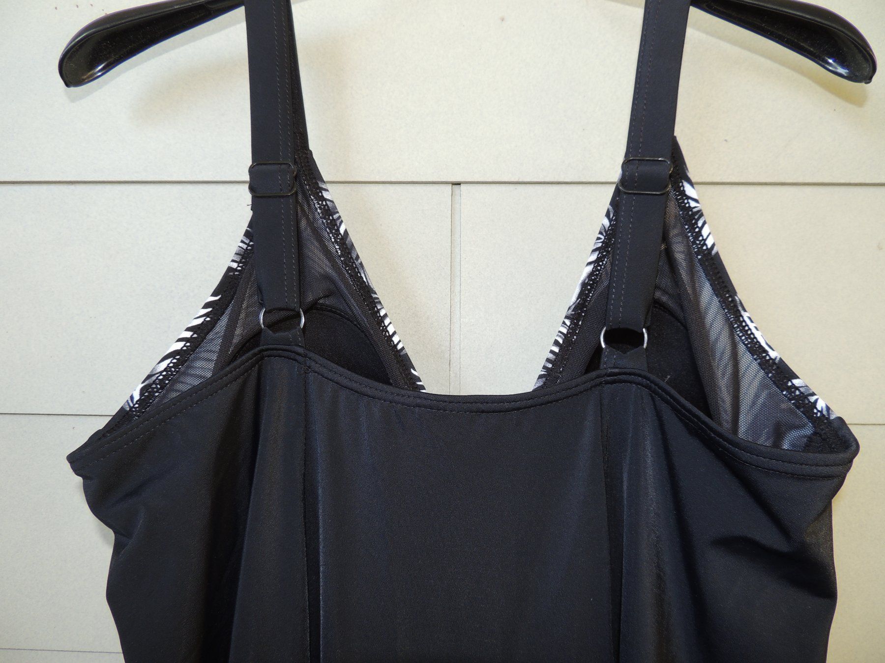 Costumi da bagno & Bikini: SCHÖNES BADEKLEID "JANINA - CURVED" SHAPING NEU 48 – Nuovo (secondo la descrizione) da Au ZH venduto da FashionConsultant 5