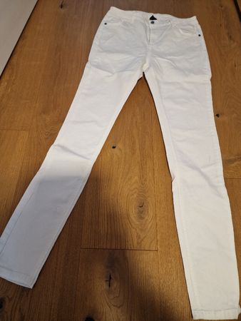 Weisse Jeans hose,Grösse 42 wenig getragen,Top Zustand