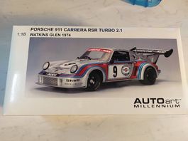 Zu Verk.-Porsche 911 Carrera RSR Turbo-1974-Auto-Art M.-1:18