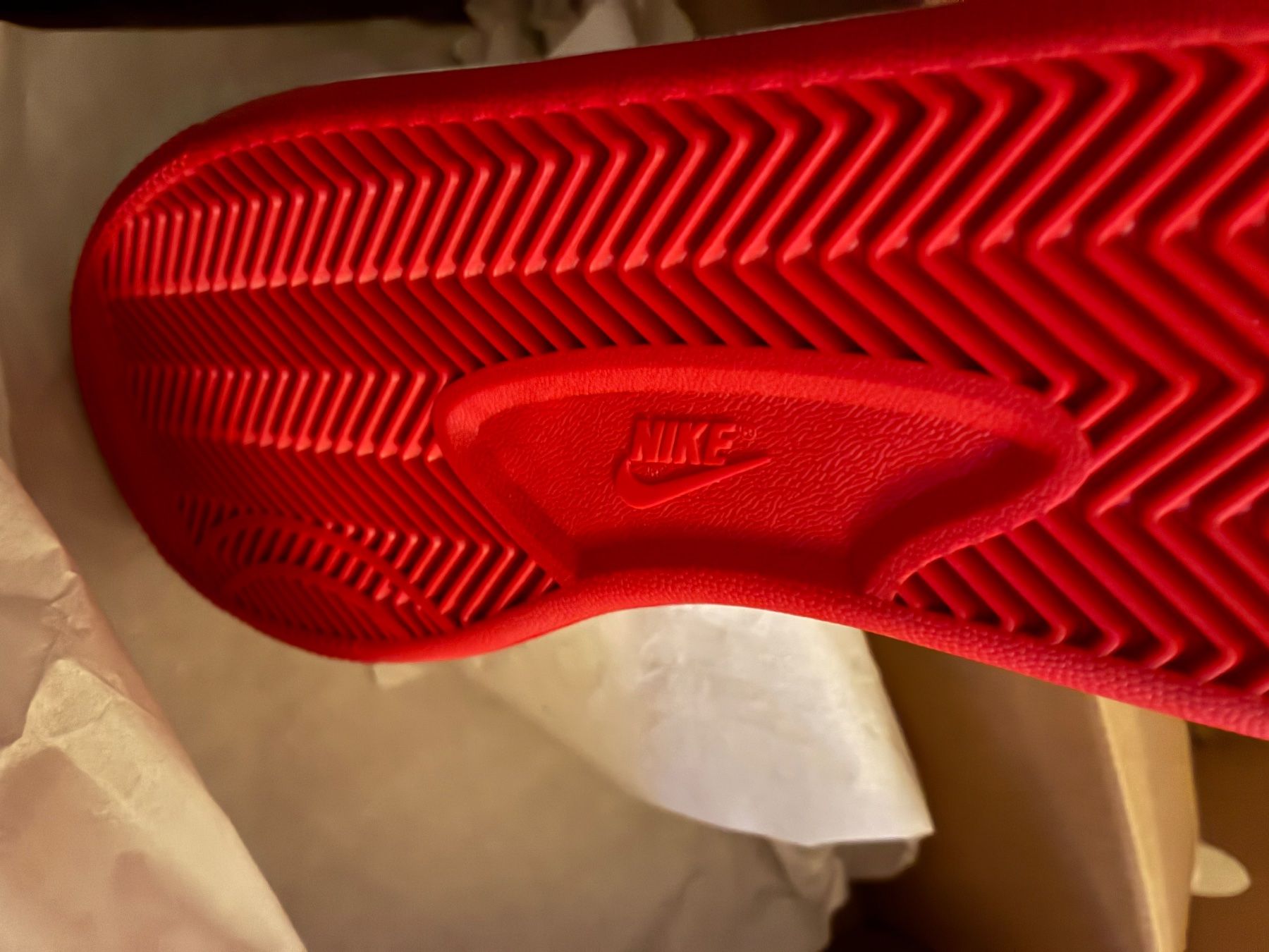 Nike Chaussures hommes: Basket Nike – Neuf avec emballage d'origine à Paudex par micinque 2