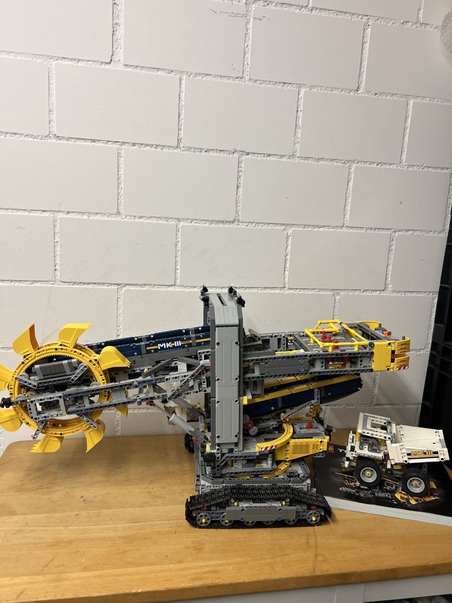 Lego Kit di costruzioni: LEGO Technic 42055 Schaufelradbagger – Usato da Holziken venduto da 181281 4