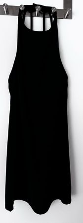Kurzes schwarzes Damenkleid Gr S