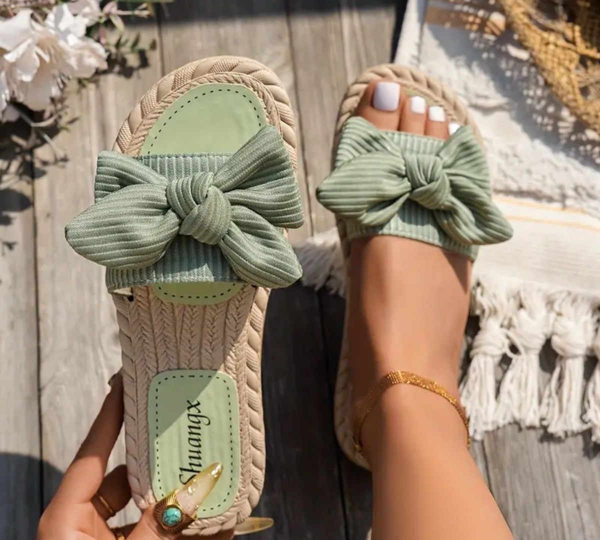 Scarpe da donna: Sommer-Slippers mit Schleife, Gr. 37-42 – Nuovo e nell'imballaggio originale da Reinach BL venduto da Deinfashion 3