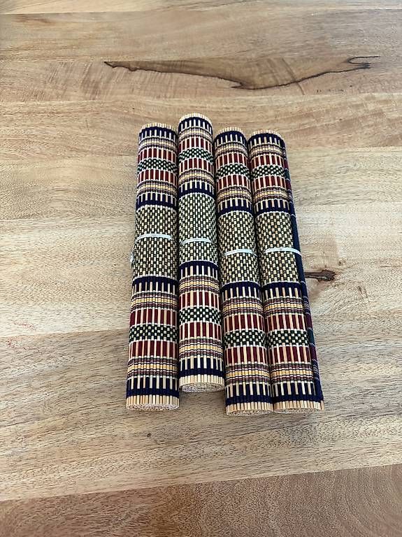 Set de table et chaises: Tischsets – Neuf avec emballage d'origine à Luzern par Kimja123 1
