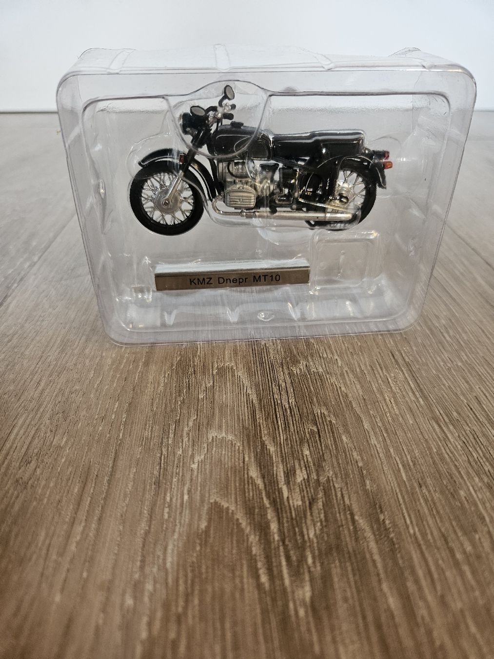 Modellini d'auto: Atlas Modell KMZ Dnepr MT10 – Usato da Schlossrued venduto da Melli1904