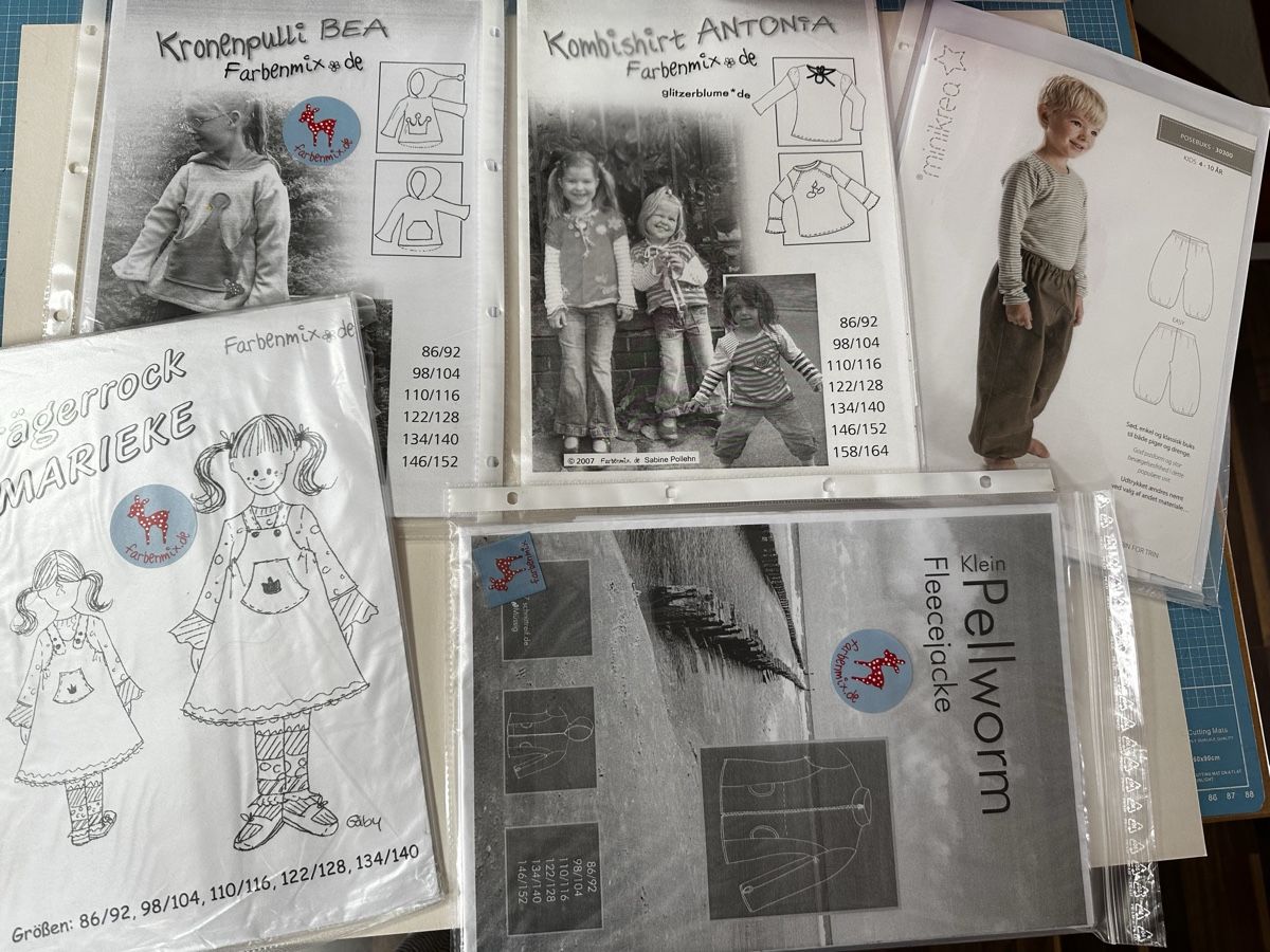 Cartamodelli: Farbenmix Schnittmuster-Set: 5 Stück – Usato da Buchs SG venduto da marsila