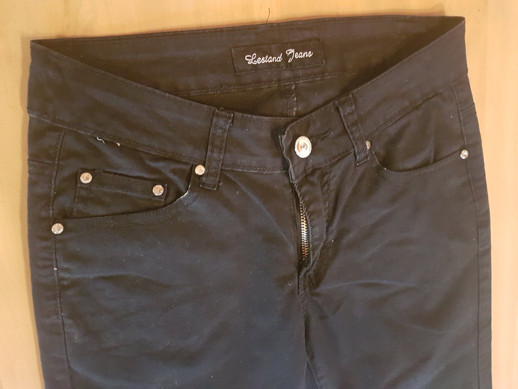 Hosen: Pantalon 3/4 taille 36 marque Lestand 95% coton – Gebraucht aus Villiers von san_jn5w 3
