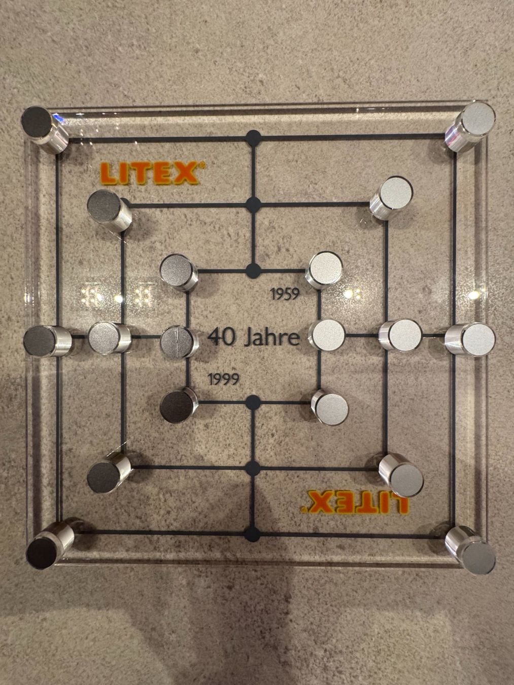 Giochi: Mühle-Spiel auf Plexiglas – Usato da Appenzell venduto da hanru 1