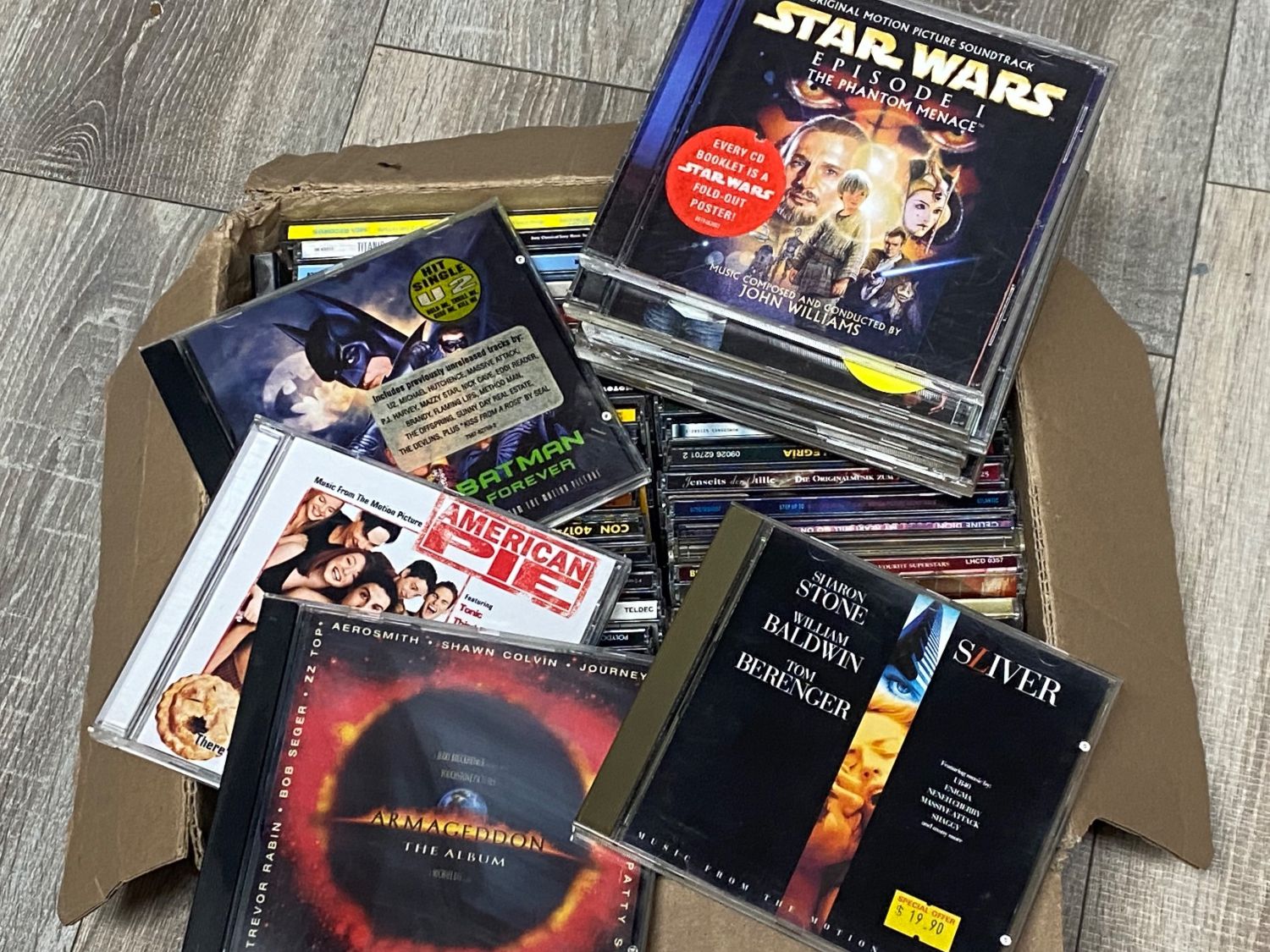 CD: 30+ Soundtracks -Lagerräumung – Usato da Muri b. Bern venduto da AdidasCollector 1