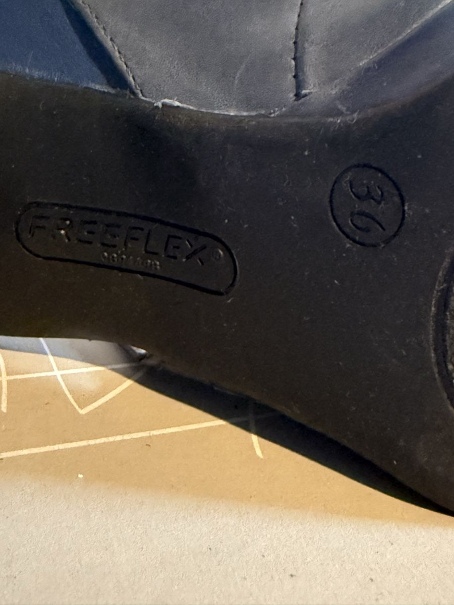 Damenschuhe: Damen Schuhe  – Gebraucht aus Zurich von Alinecnicolet 5