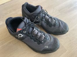 ON Trekkingschuhe Grösse 44