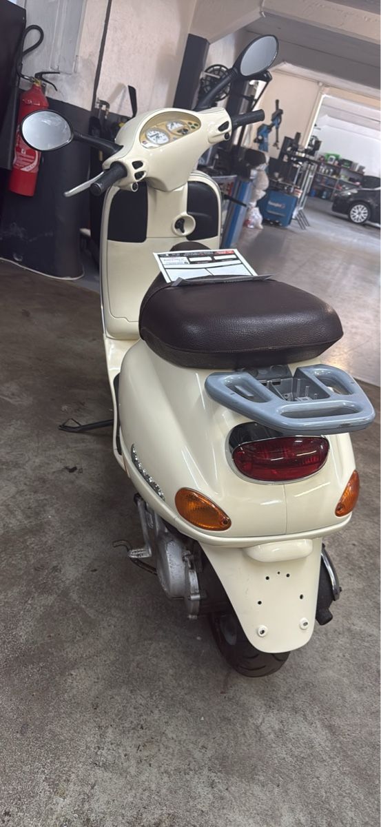 Vespa Scooter: Vespa 125 1997 29000kms – Usato da La Roche FR venduto da kev_t57w 3