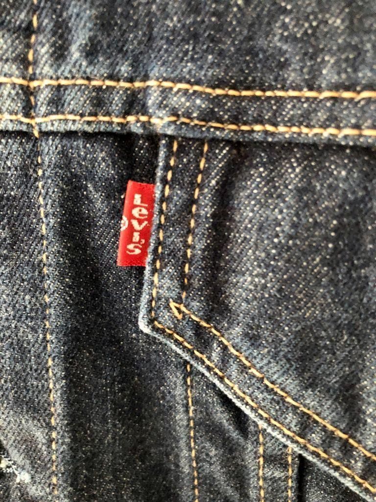Levi's Giacche: Levis jeansjacke – Usato da Schlieren venduto da Sunshines 4