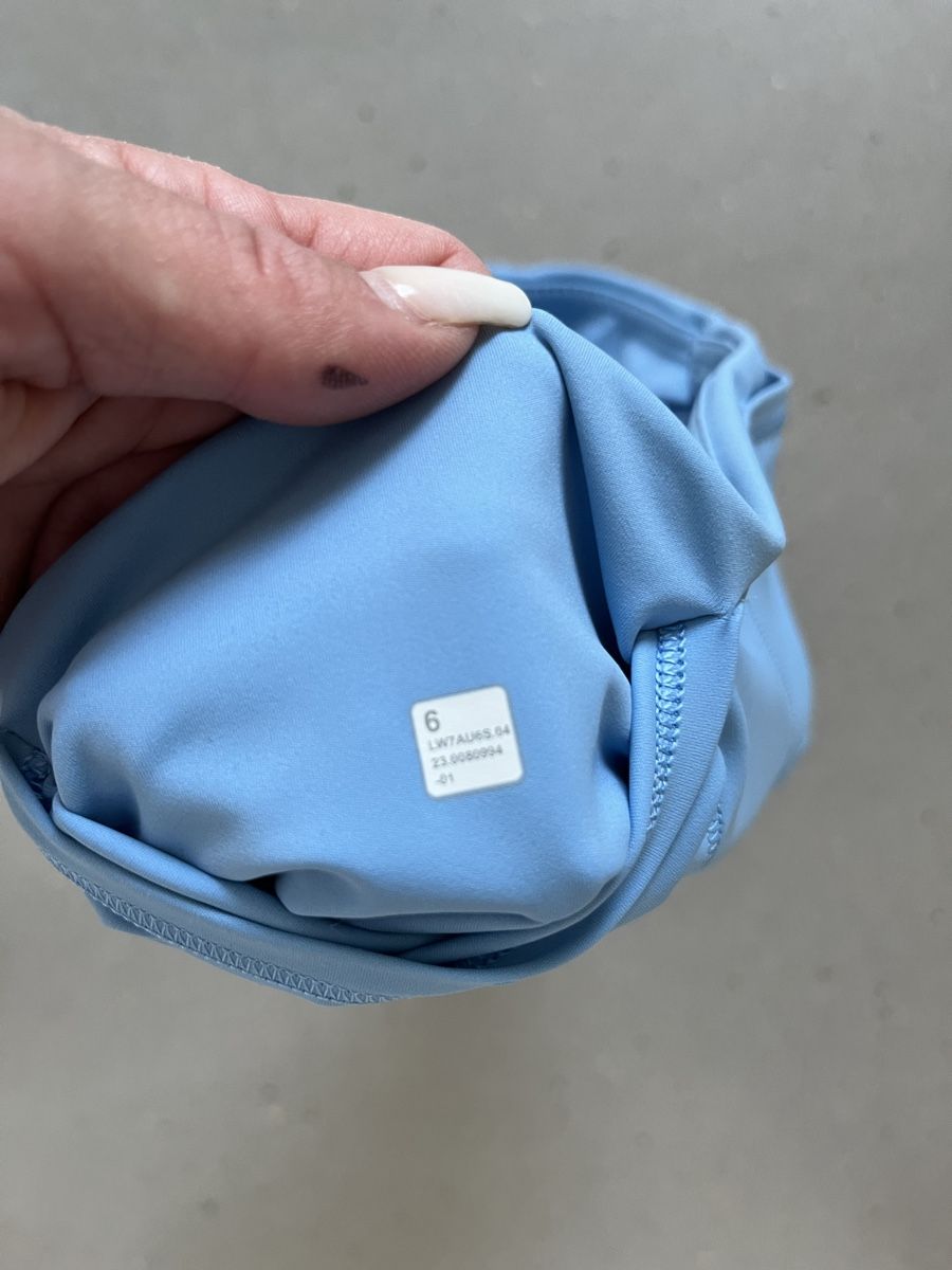 Lululemon Leggings: Lululemon Gr, 6 – Usato da Dottikon venduto da kat_jk9m 1