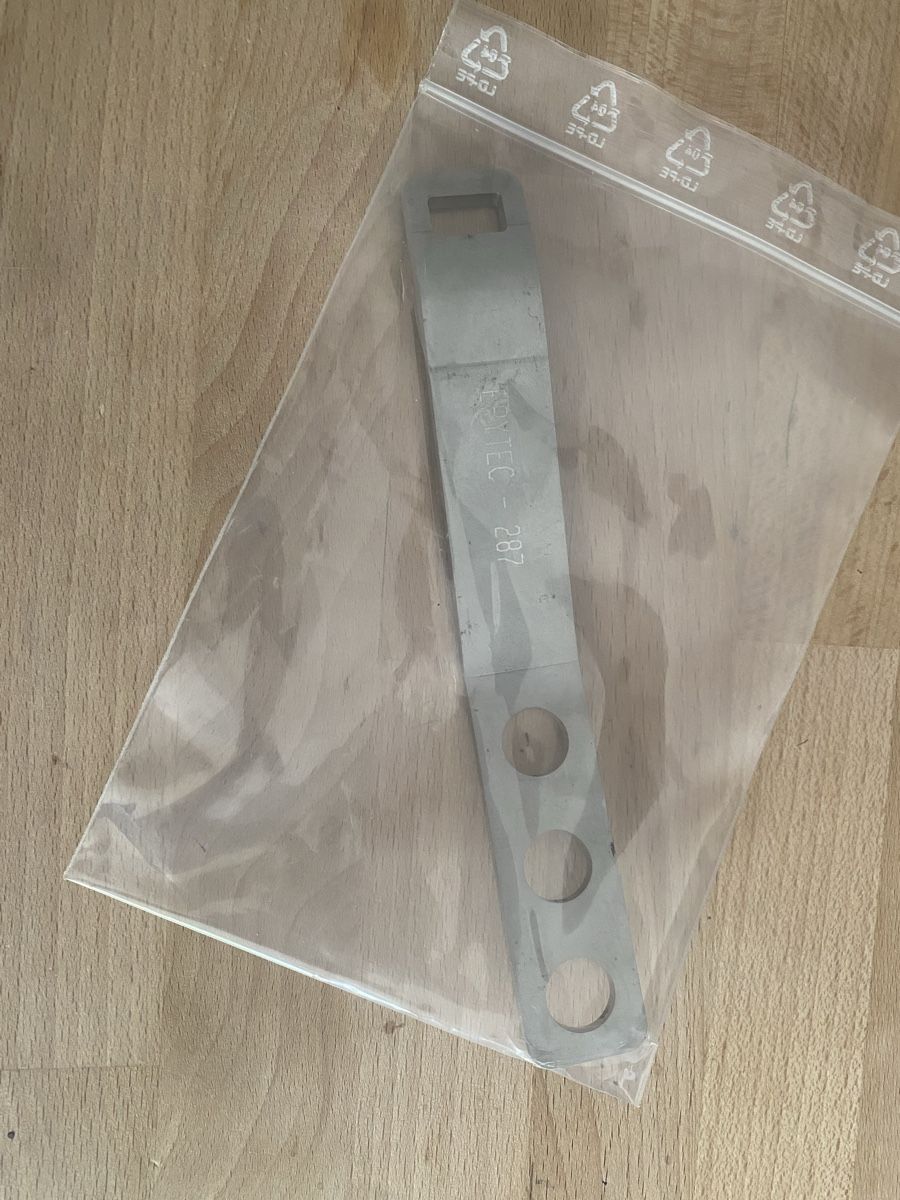 Volkswagen Tutti pezzi di ricambio auto: Short shifter golf 3 – Nuovo e nell'imballaggio originale da Cheseaux-Lausanne venduto da Osk_kwq5
