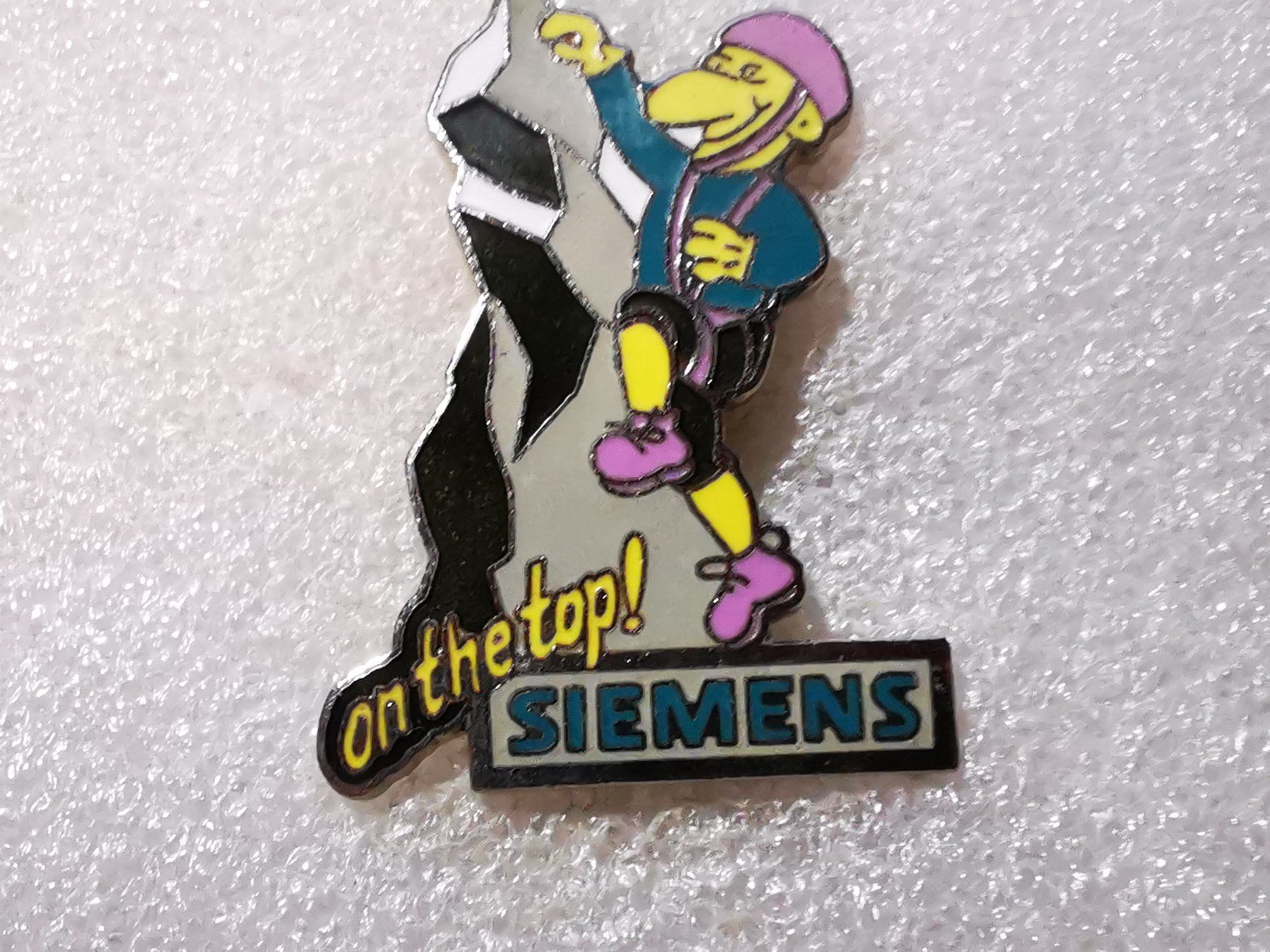 Plaketten & Abzeichen: Ansteckpin 80: Siemens – Gebraucht aus Oppligen von Pin-Fall-Shop