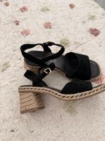 Tamaris Wildleder Sandalen Gr. 37