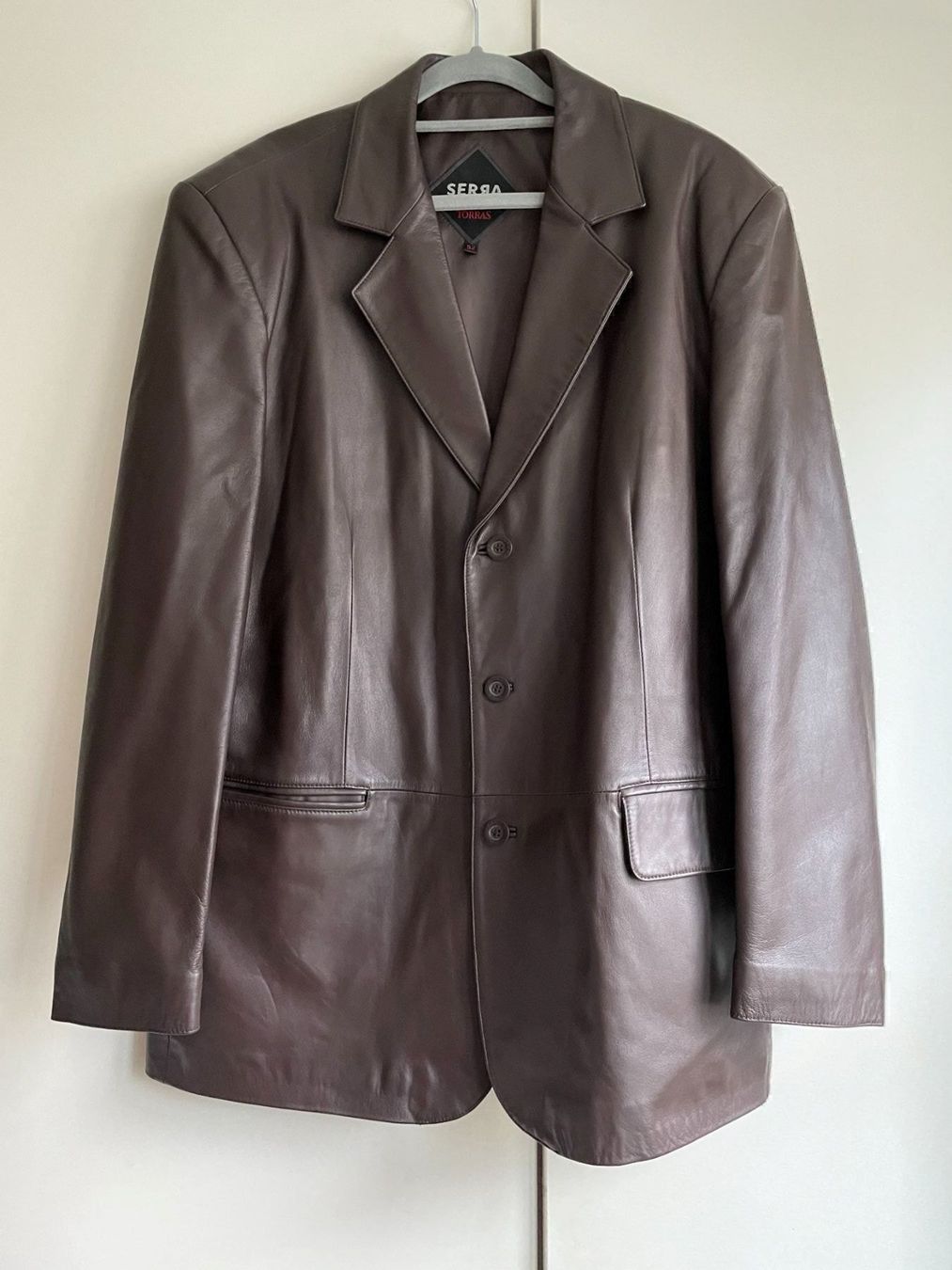 Jacken: NEU Leder Jacke Grosse 52 – Neu und originalverpackt aus Basel von Cynthiasanchez